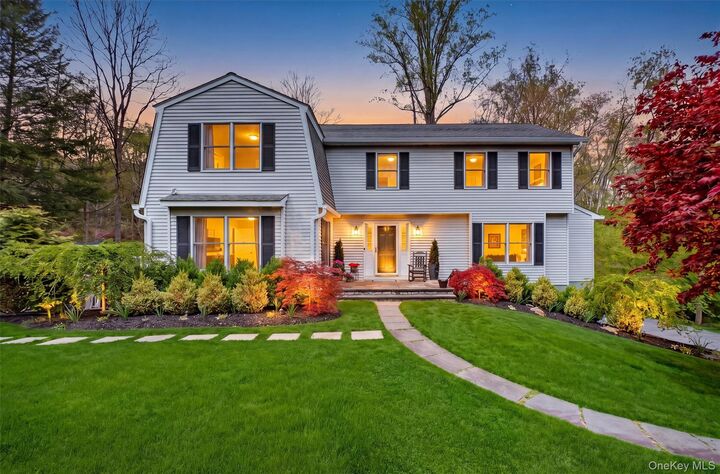 Property Photo:  4 Hachaliah Brown Drive  NY 10589 