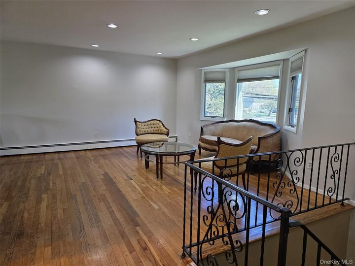 Property Photo:  415 Yale Avenue  NY 11598 