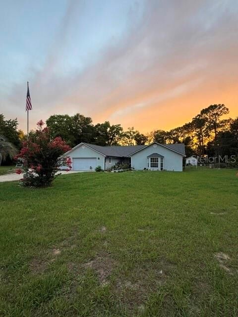 Property Photo: 40145 W 7th Avenue FL 32784