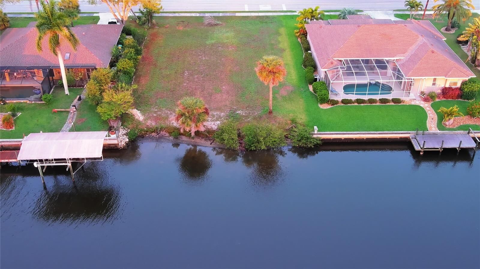 Property Photo:  3190 Lake View Boulevard  FL 33948 