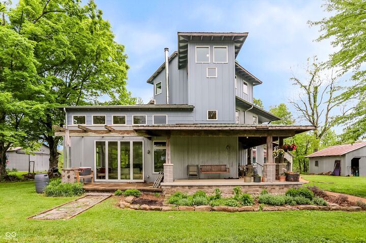 Property Photo:  7070 S 650 W  IN 47201 