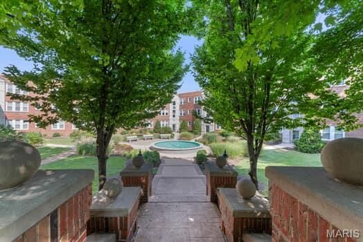 Property Photo:  7741 Kingsbury Boulevard 22  MO 63105 