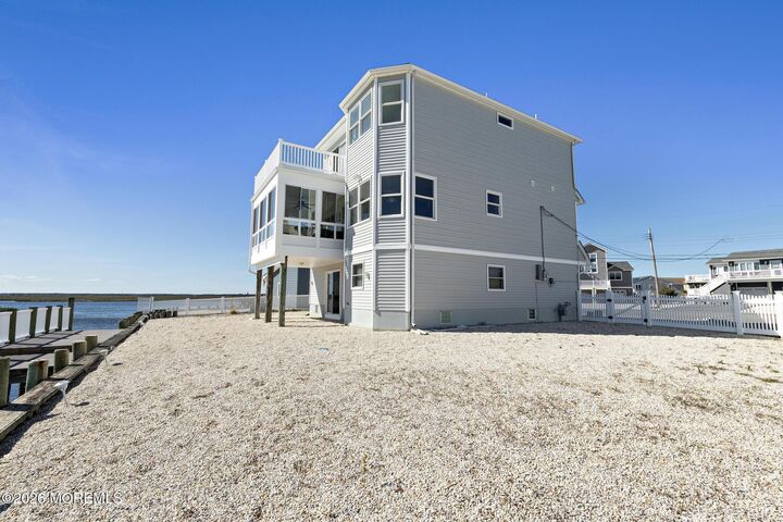 Property Photo:  29 Toms Court  NJ 08087 