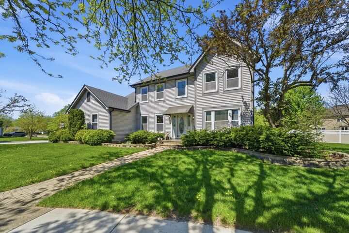 Property Photo:  638 Anne Court  IL 60440 