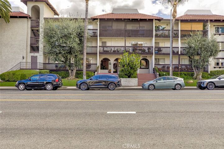 Property Photo:  5334 Lindley Avenue 337  CA 91316 