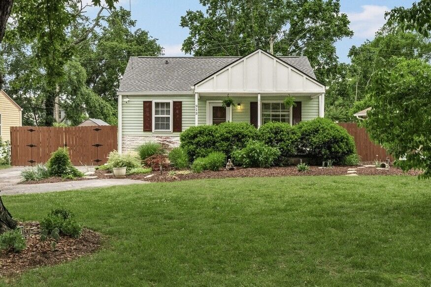 Property Photo:  913 Kipling Dr  TN 37217 