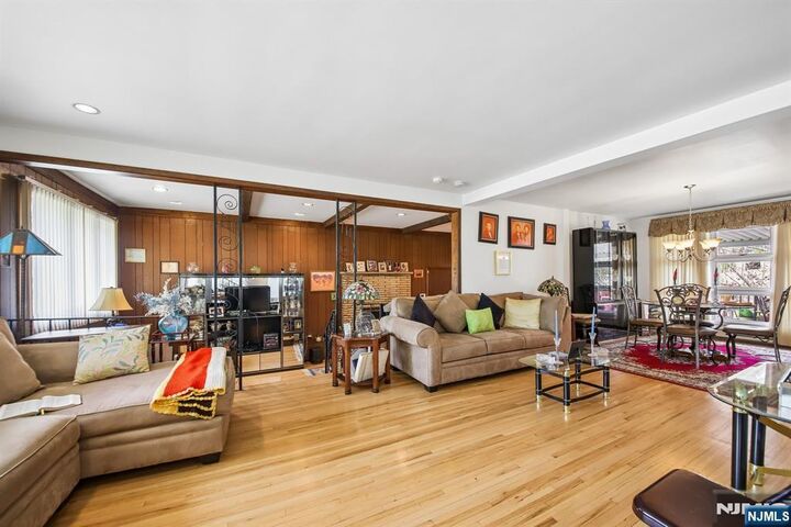 Property Photo:  82 Seminary Street  NJ 07621 
