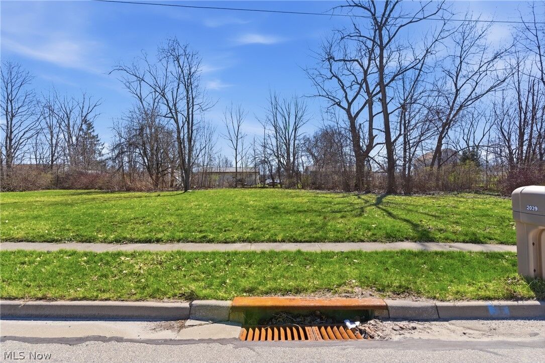 Property Photo:  2048 Buchtel Street  OH 44087 