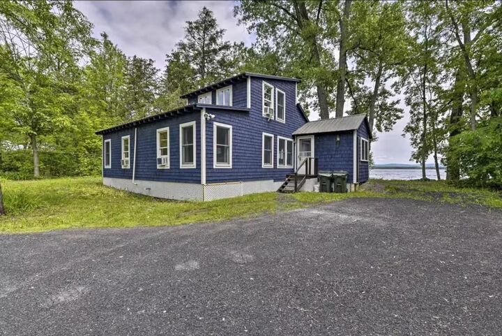 Property Photo:  5684-5686 U.s. Route 2  VT 05474 