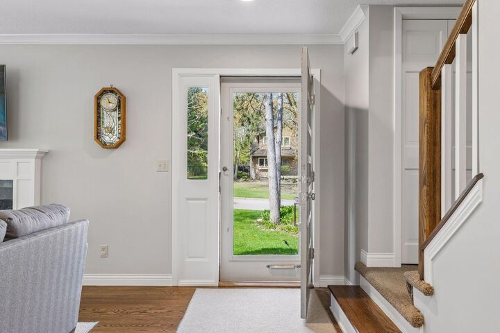 Property Photo:  2521 Abbey Hill Drive  MN 55305 