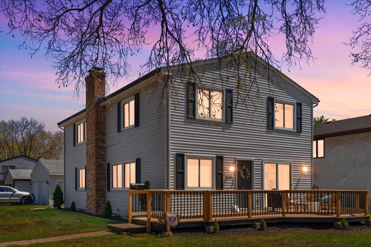 Property Photo:  3601 Rhode Island Avenue S  MN 55426 