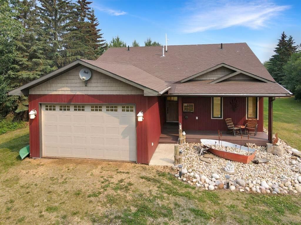 Property Photo: 155 Peace River Avenue AB T0G 1J0
