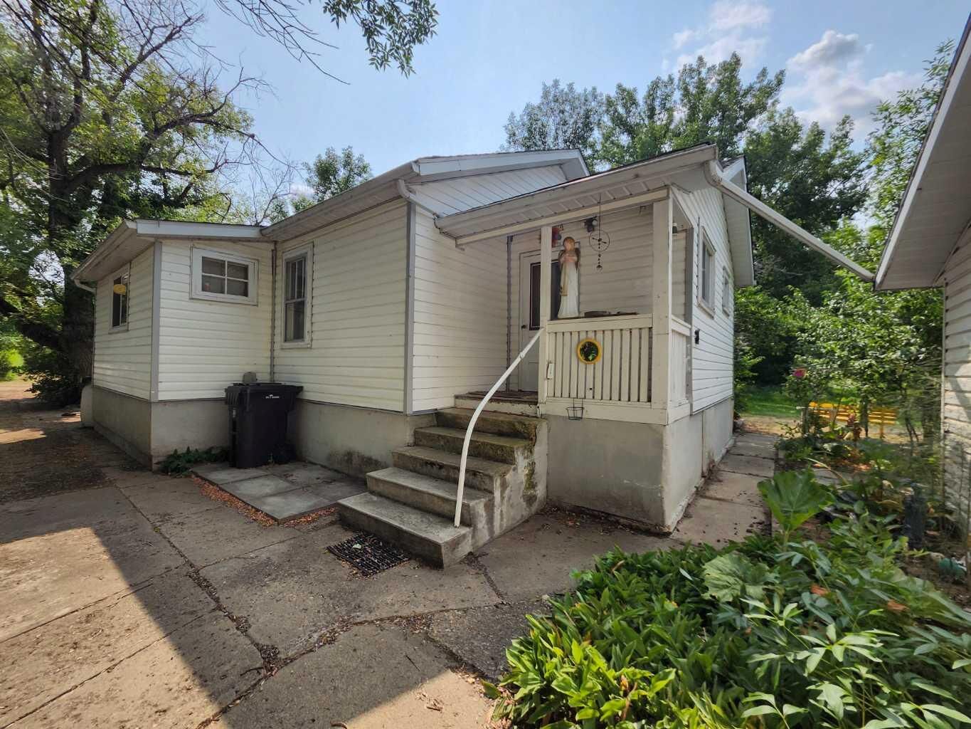 Property Photo: 227 6 Street AB T0J 1B0