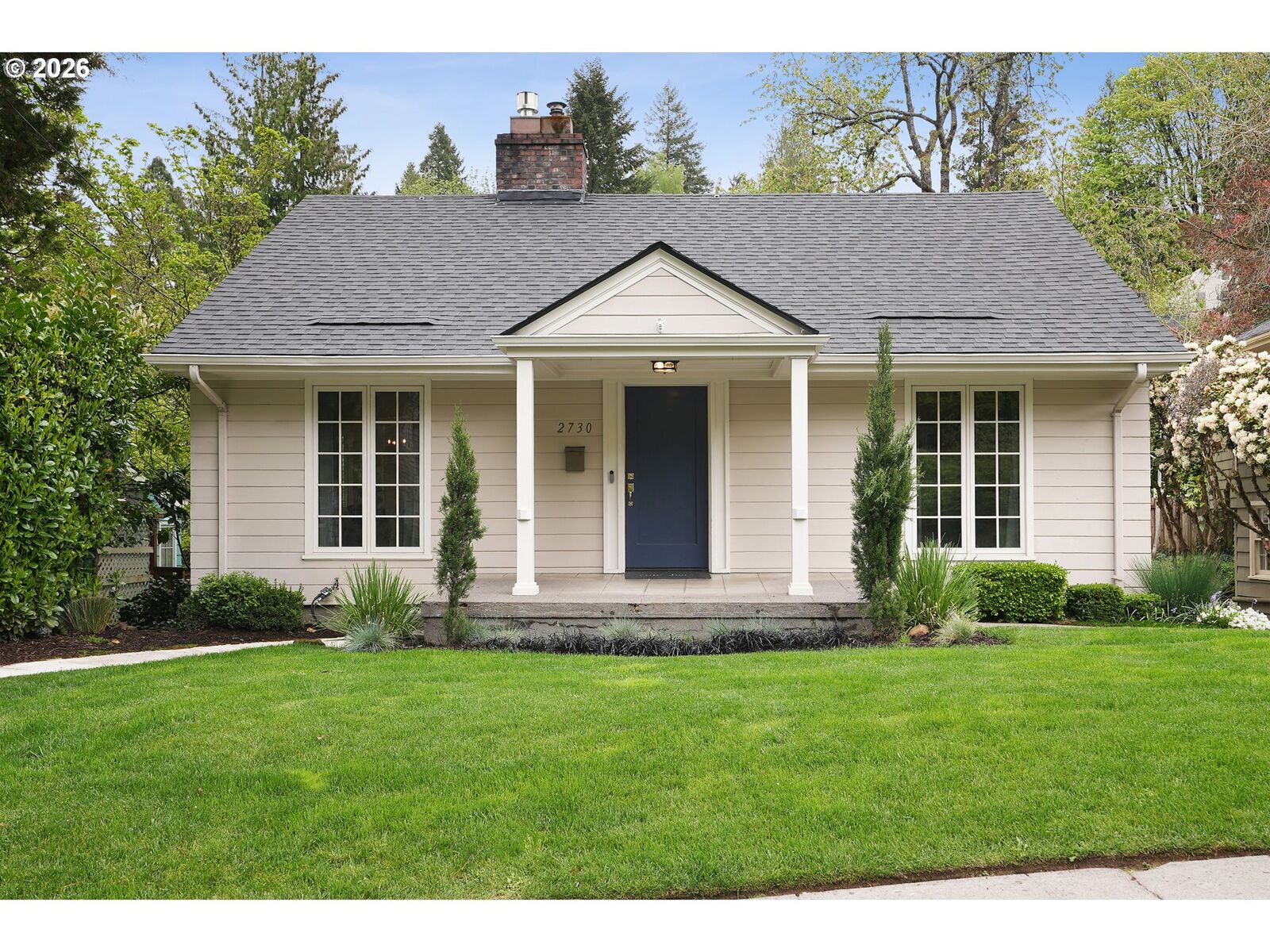 Property Photo:  2730 SW Old Orchard Rd  OR 97201 
