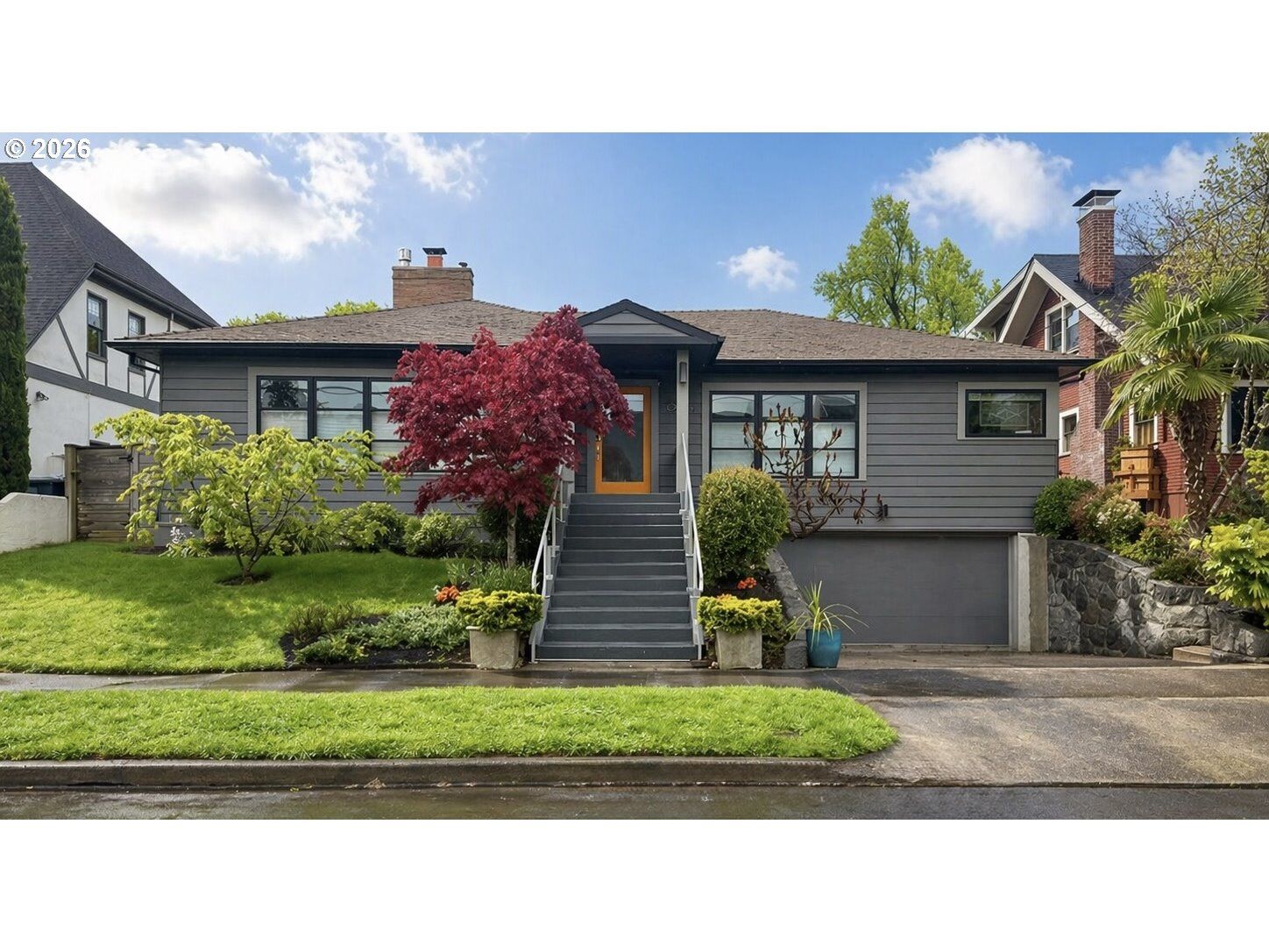 Property Photo:  2838 NE Hamblet St  OR 97212 