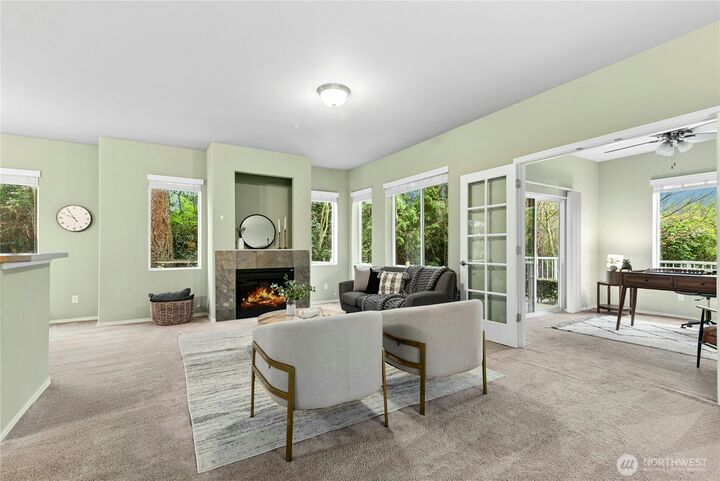 Property Photo:  14915  38th Dr  SE Ii1033  WA 98012 