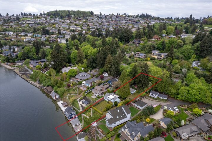 Property Photo:  5498  Hyada Boulevard NE  WA 98422 