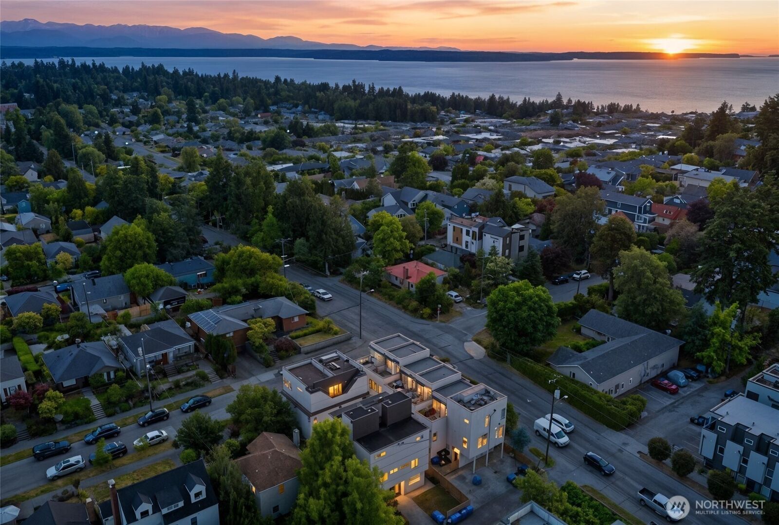 Property Photo: 8358 19th Avenue NW B WA 98117