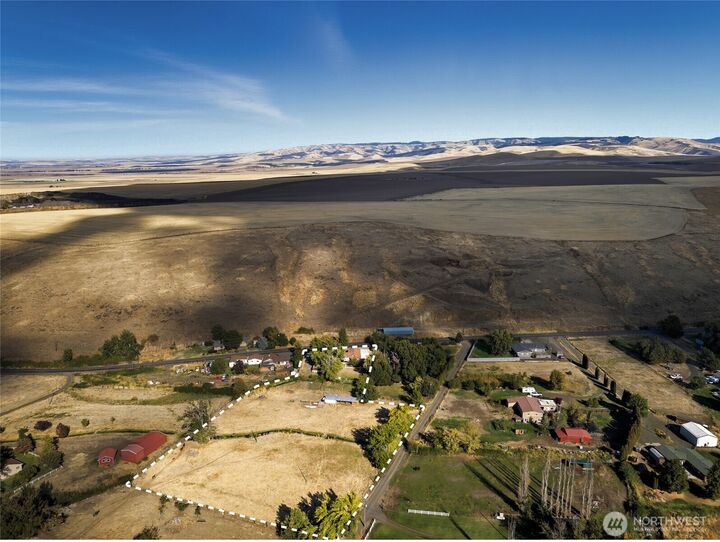 Property Photo: 54068 Walla Walla River Road OR 97862