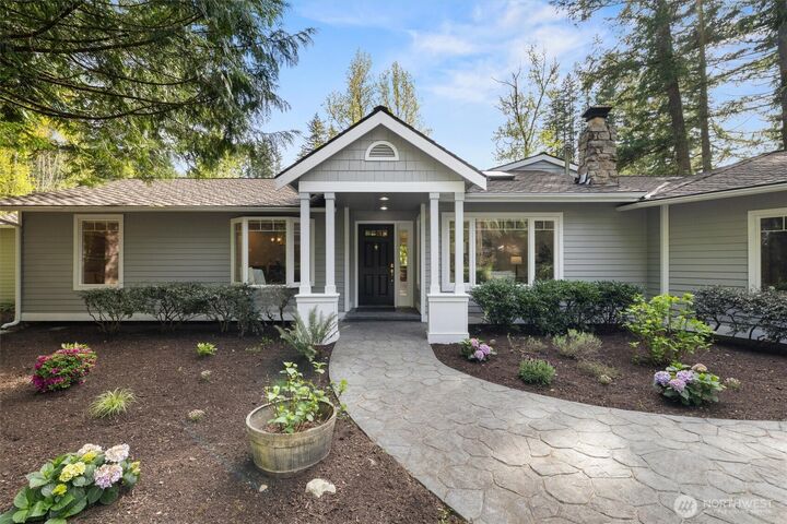Property Photo:  24309 SE 25th Street  WA 98075 