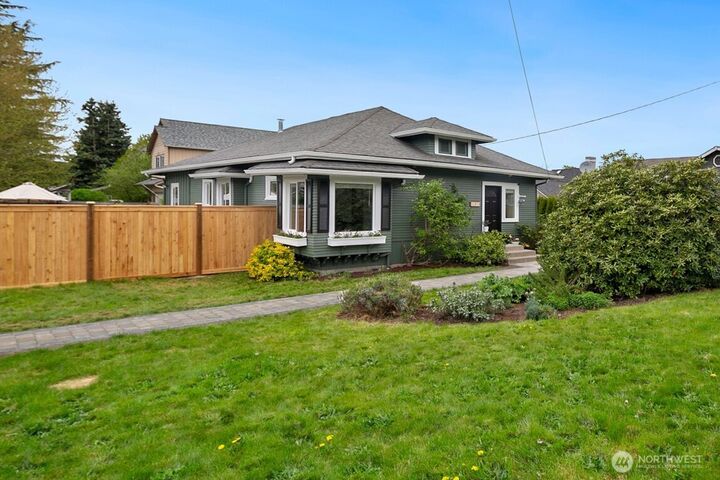 Property Photo:  15978  179th Avenue SE  WA 98272 