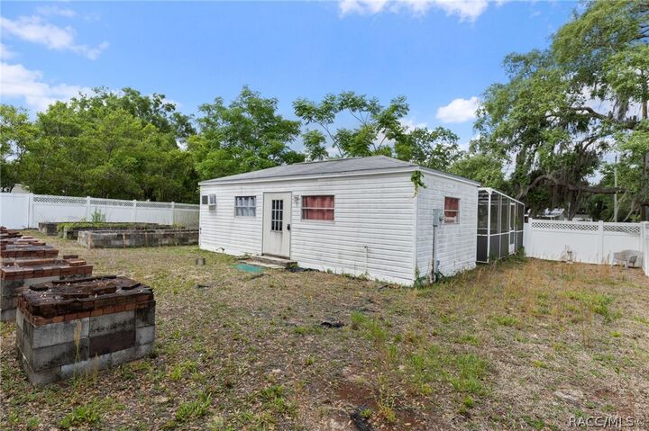 Property Photo:  8429 S Linden Point  FL 34436 