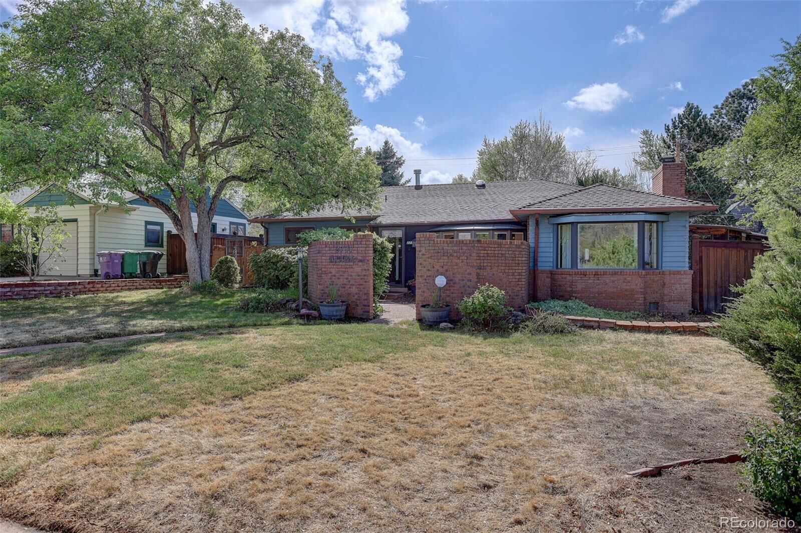 Property Photo:  2717 S Steele Street  CO 80210 