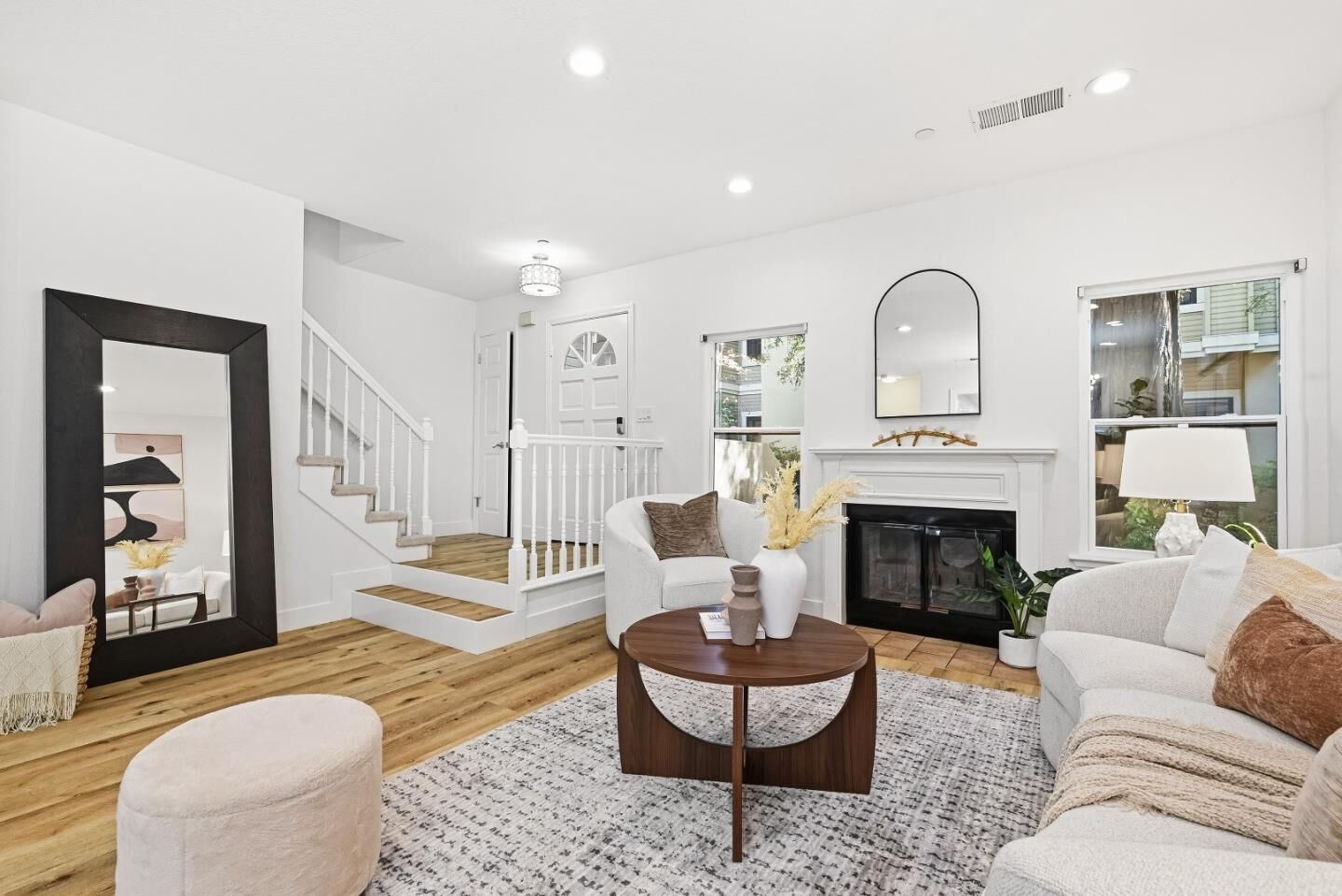 Property Photo:  939 La Mesa Terrace C  CA 94086 