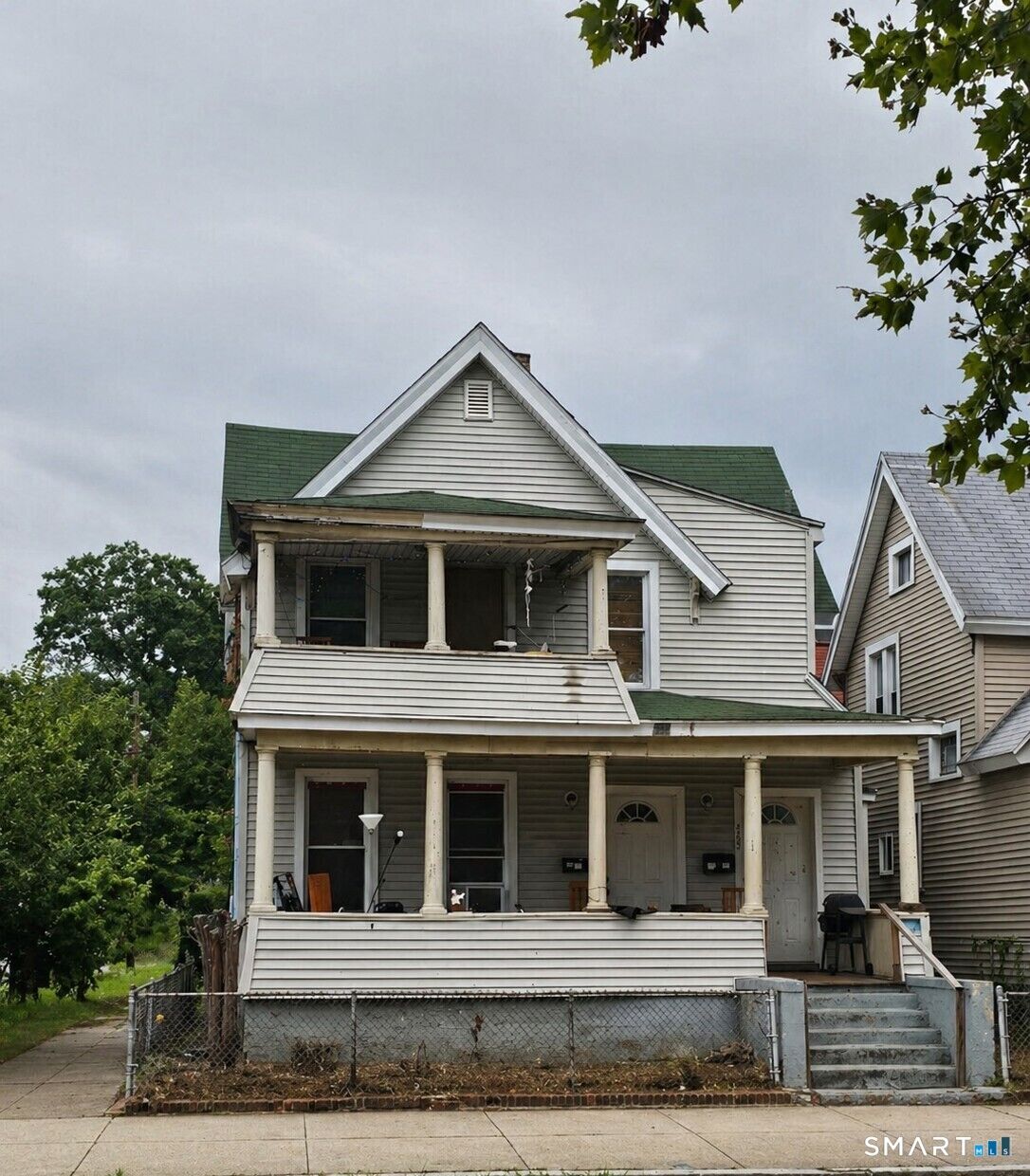 Property Photo:  431 Greenwich Avenue  CT 06519 