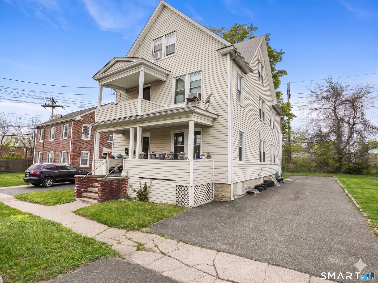 Property Photo:  21 Ardmore Street  CT 06824 