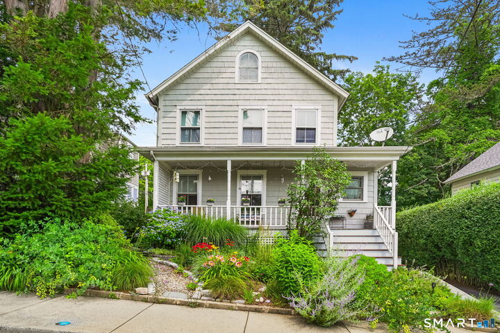 Property Photo:  7 Lincoln Street  CT 06880 
