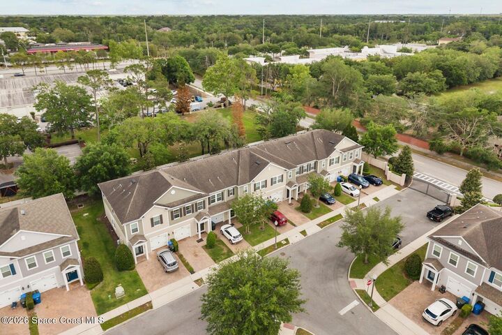 Property Photo: 1486 Round Rock Court FL 32765
