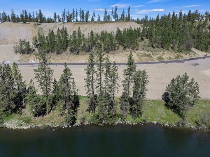 Property Photo:  Lot 7 Shoreline Way  WA 99026 
