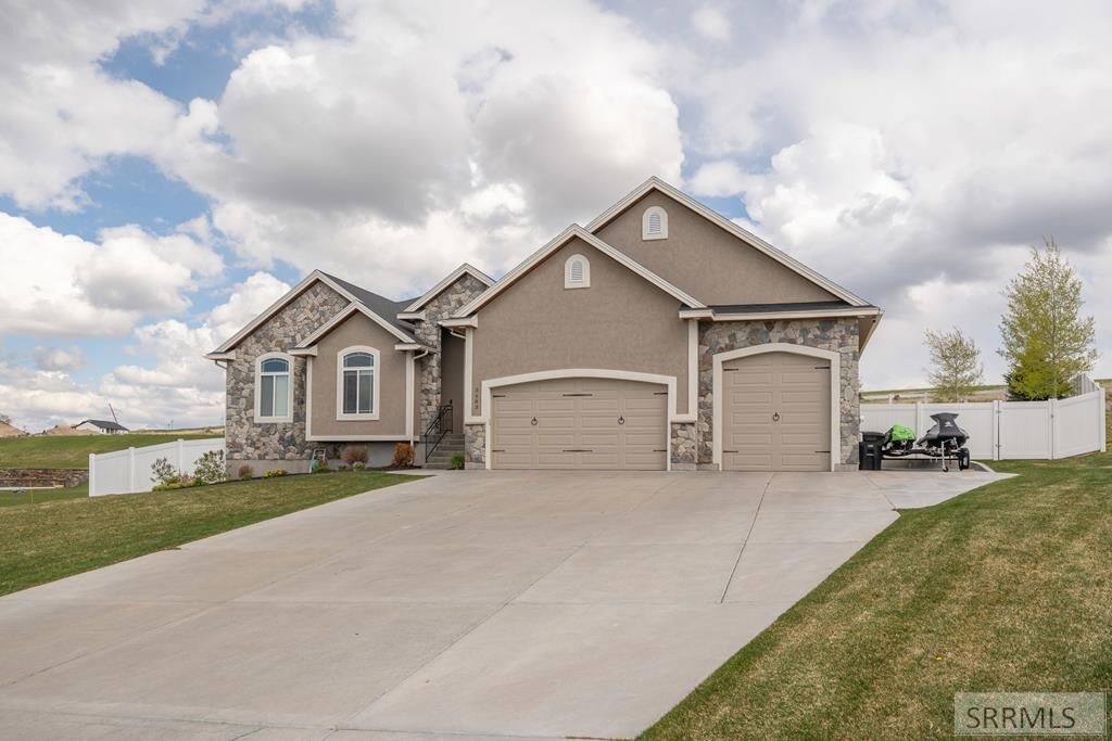 Property Photo:  3483 S Boulder Creek Lane  ID 83406 