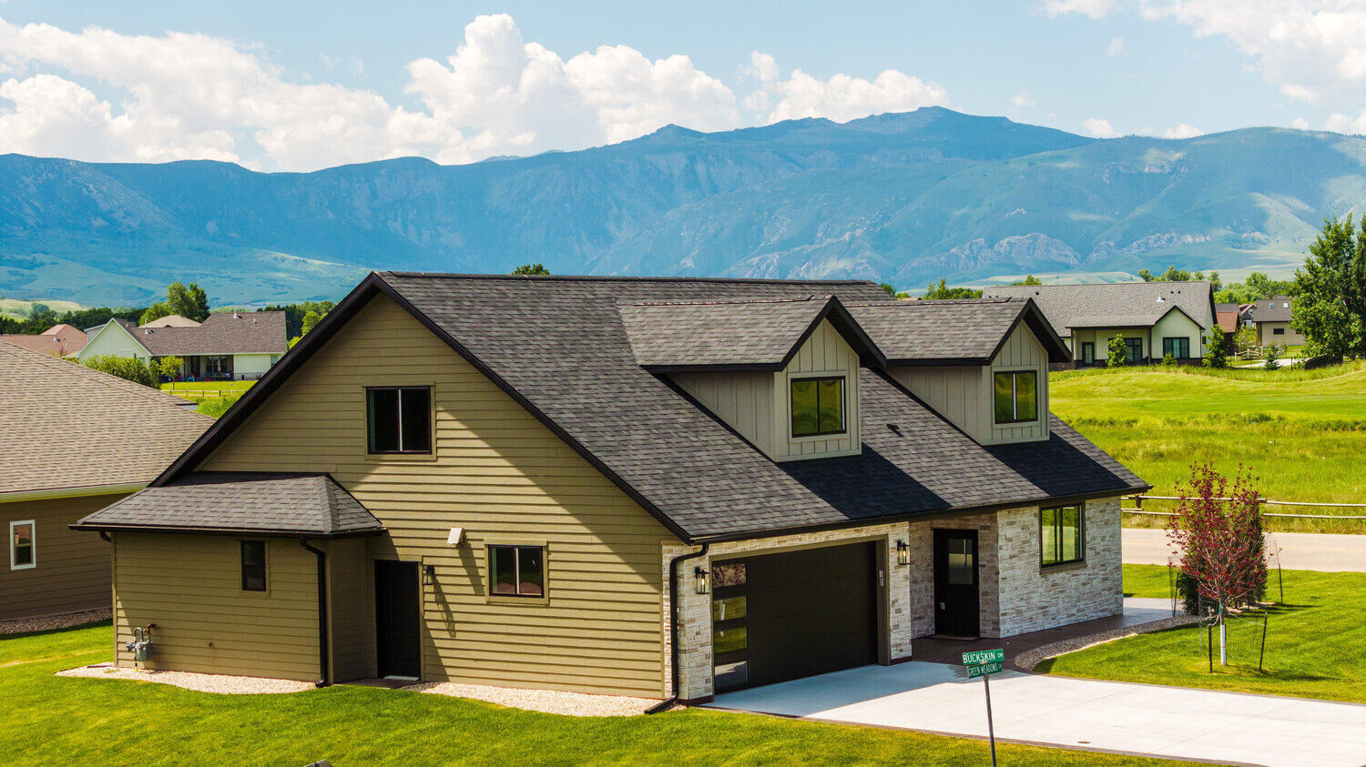 Property Photo:  3 Green Meadows Drive  WY 82801 