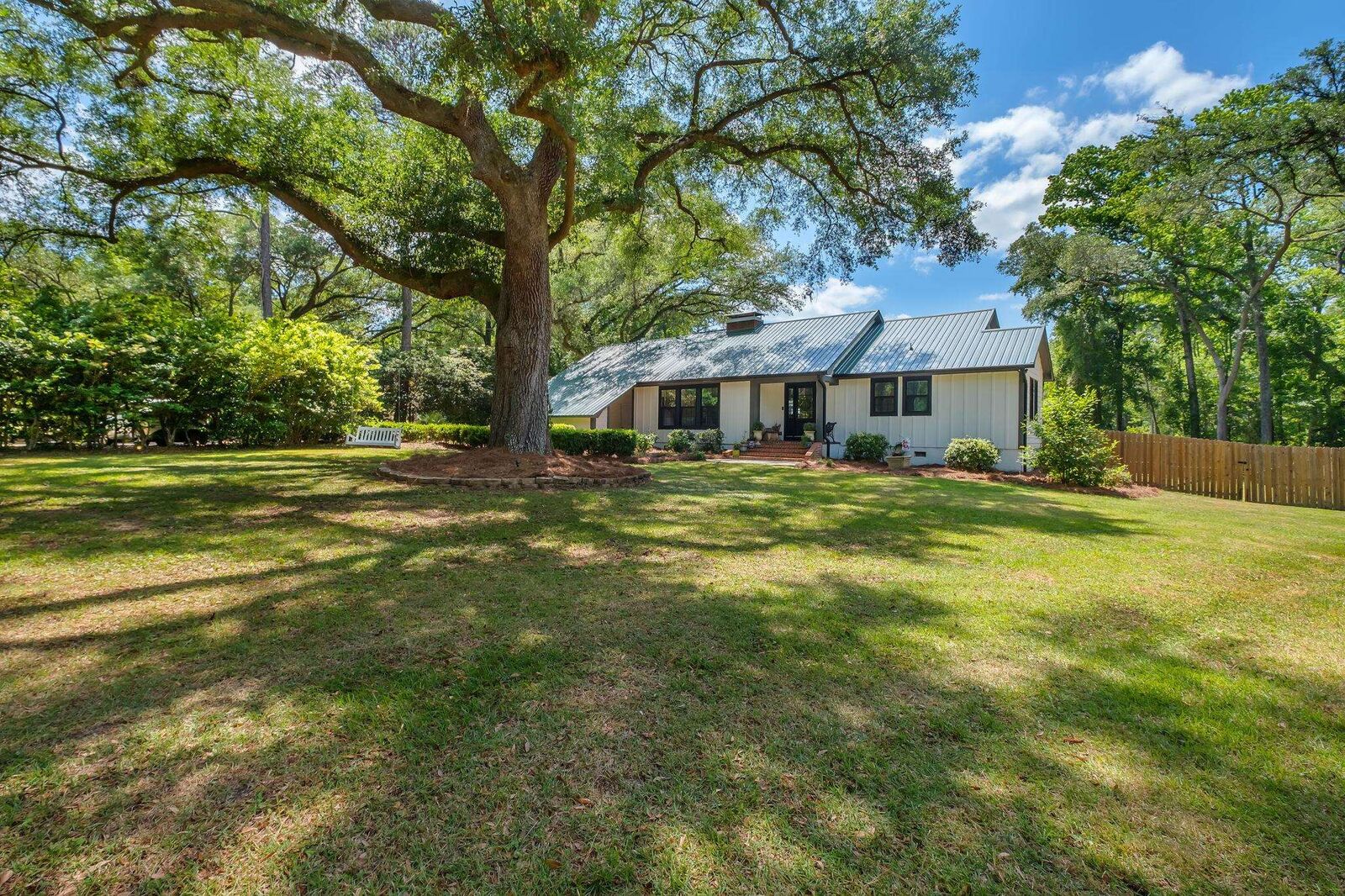 Property Photo:  7638 Bowling Green Drive  FL 32309 