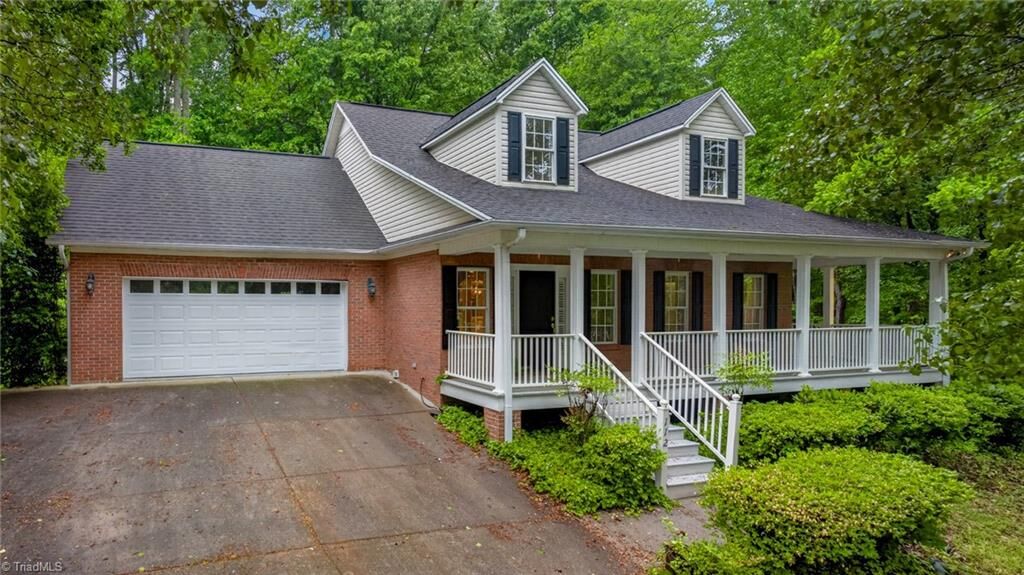 Property Photo:  112 Smith Branch Court  NC 27284 