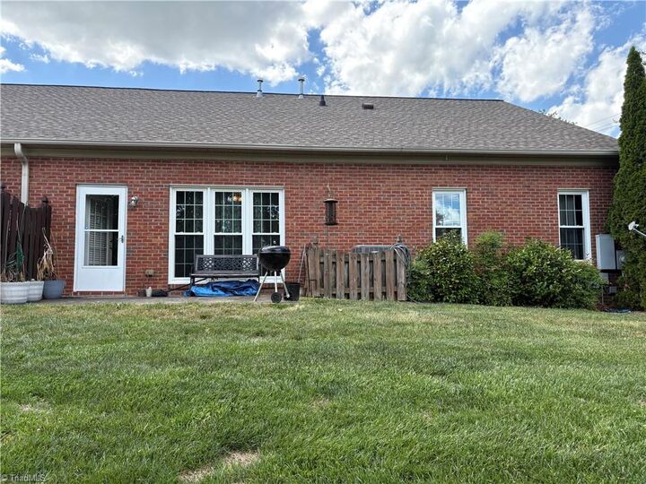 Property Photo:  411 Northbridge Drive  NC 27265 