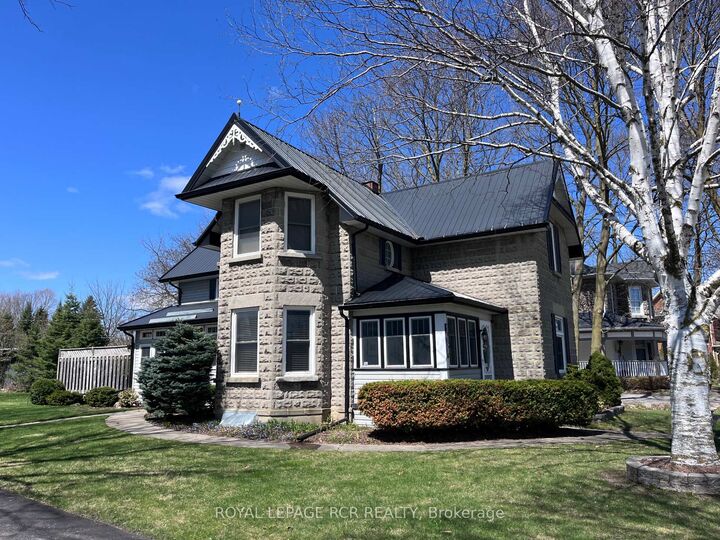 Property Photo: 20314 Leslie Street ON L0G 1R0