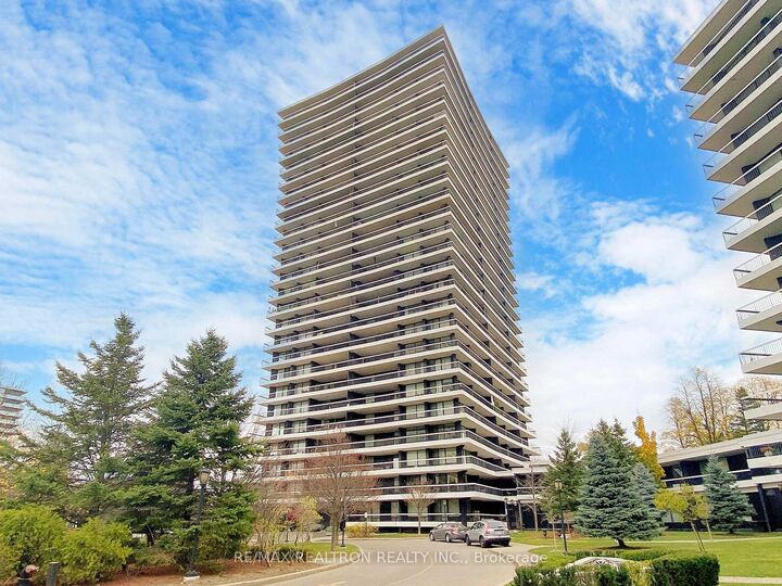 135 Antibes Drive 1706 — photo 1
