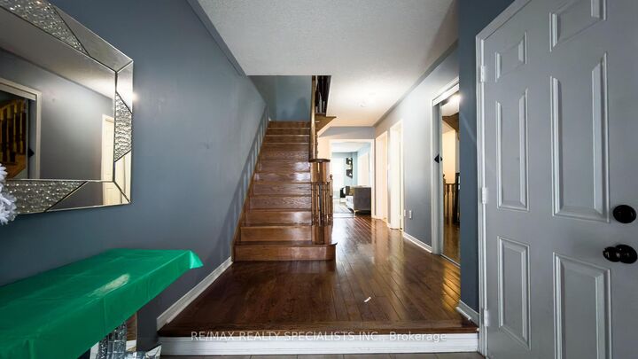 Property Photo:  13 Burnstown Circle  ON L6P 3M1 