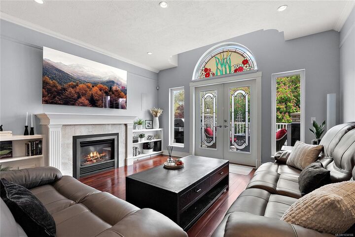 Property Photo:  207 Quebec St  BC V8W 1W2 