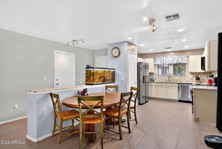 Property Photo:  3048 E Michelle Way  AZ 85234 