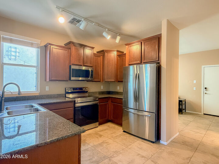 Property Photo:  4332 E Oakland Street  AZ 85295 