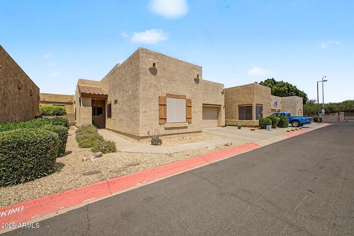 Property Photo:  1650 S Crismon Road 25  AZ 85209 