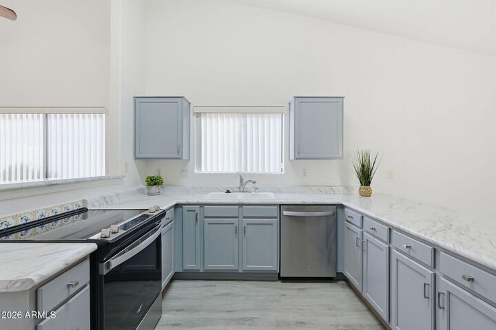 Property Photo:  542 S Higley Road 58  AZ 85206 