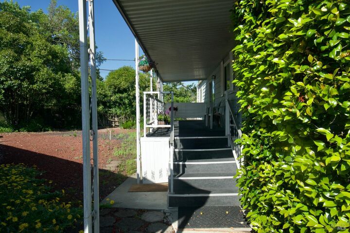 Property Photo:  41 Plymouth Way  CA 95403 