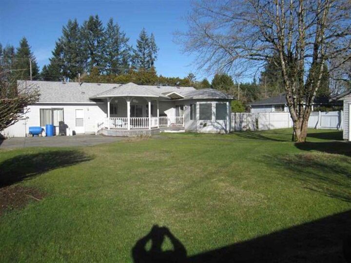 Property Photo: 24954 56 Avenue BC V4W 1B1