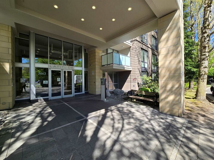 Property Photo: 3663 Crowley Drive 810 BC V5R 6H4