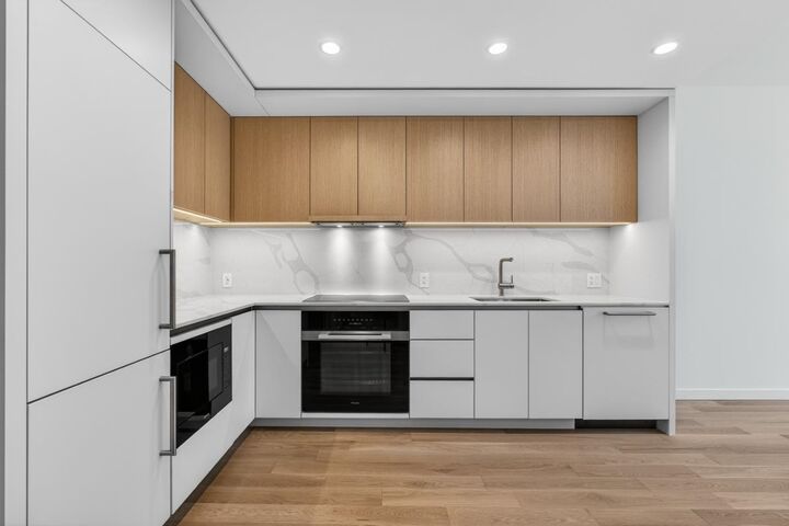 Property Photo:  3963 Uplands Way 1004  BC V7S 0B6 
